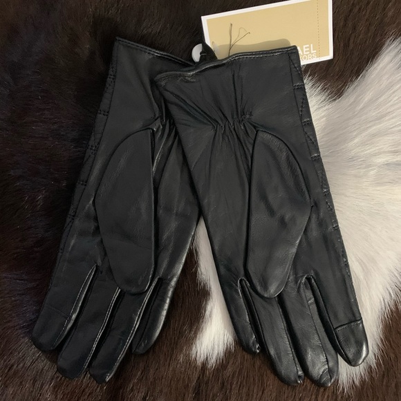 LEATHER GLOVES - Picture 3 of 3